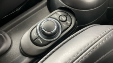 MINI Hatchback 1.5 Cooper Exclusive Premium 5dr Auto Petrol Hatchback